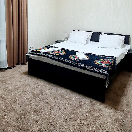 Ocean Hotel Osh Luaran gambar